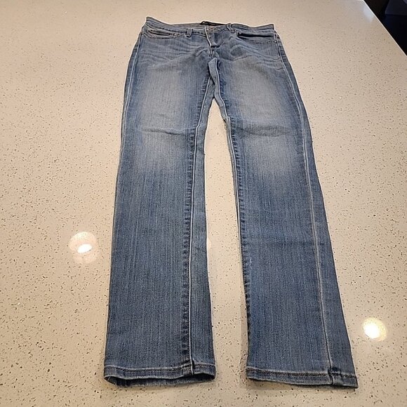 Levi's Size 27 Slight Curve Jeans Mid Rise Skinny Light Wash Faded Broken In - Picture 1 of 5